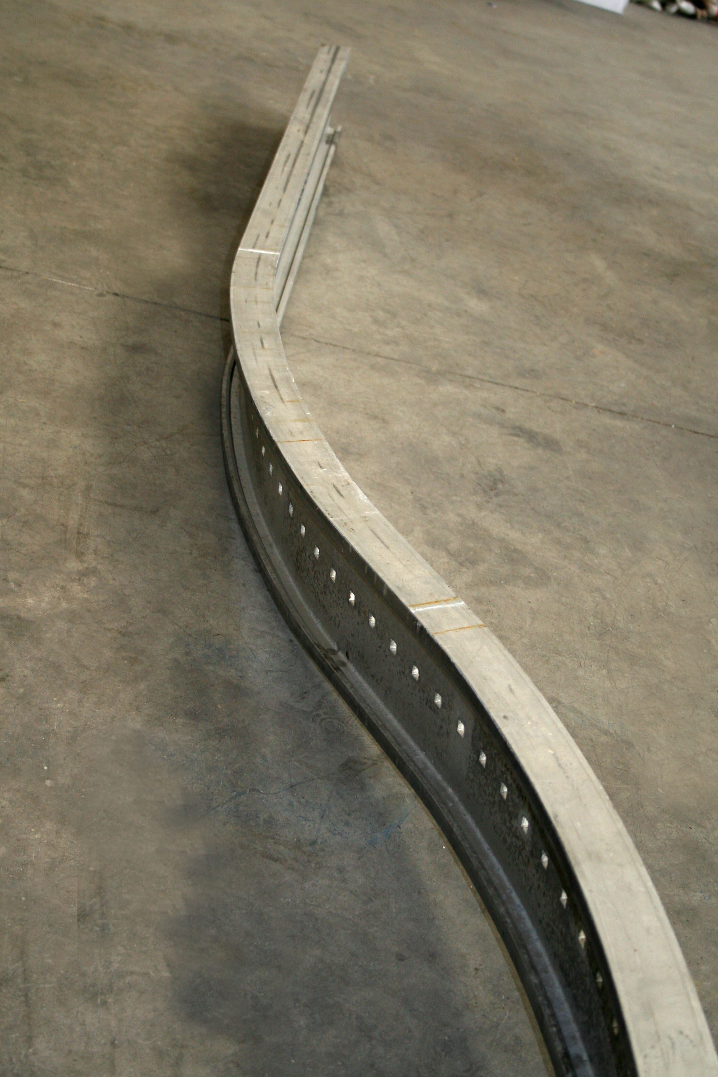 Perfil de aluminio de 180x60 mm