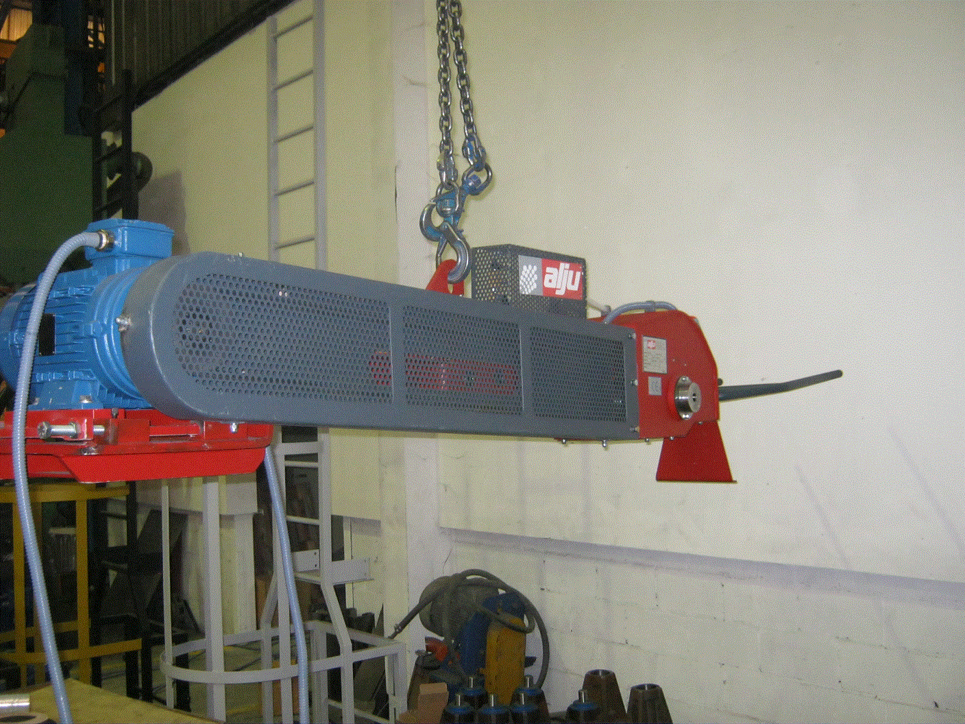 OTROS EQUIPAMIENTOS - ESMERILLADORAS Y TURBINAS